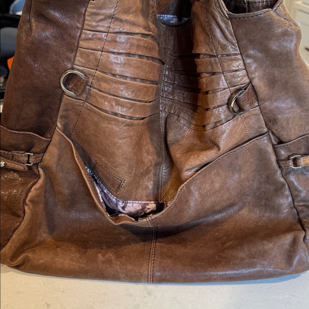 Junior Drake Leather Handbag - Picture 4 of 4